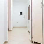 Valona Apartment *