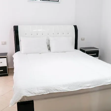 Valona Apartment *